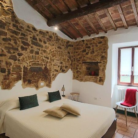 Casa Costa Delle Caserme Montalcino Luaran gambar